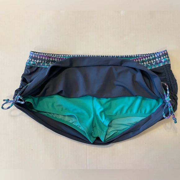 Free Country Multicolored Swim Skort With Cinch Sides Size XL (16) - Picture 4 of 10